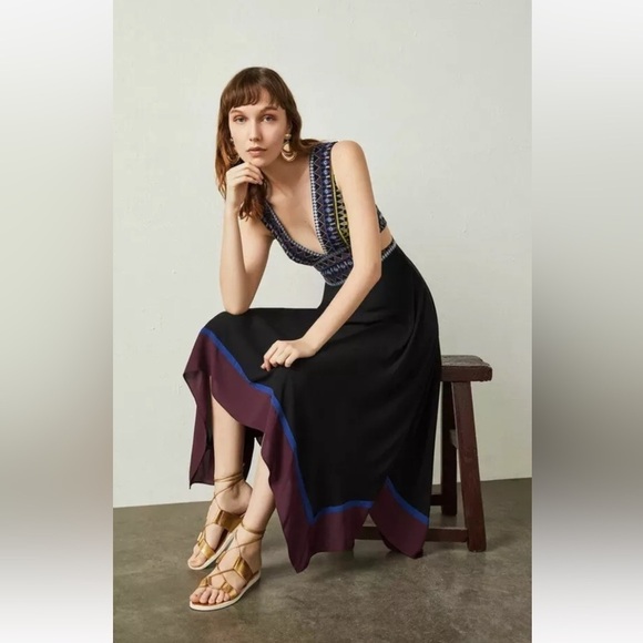 BCBG MaxAzria Boho Sleeveless Embroidered Cut Out Handkerchief Dress 0 - Picture 1 of 13